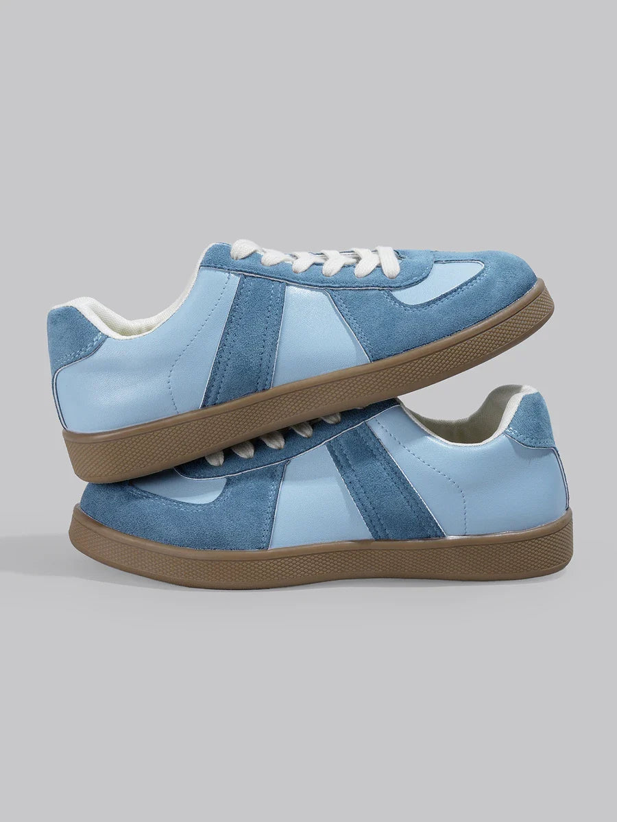 Retro Casual Sneakers