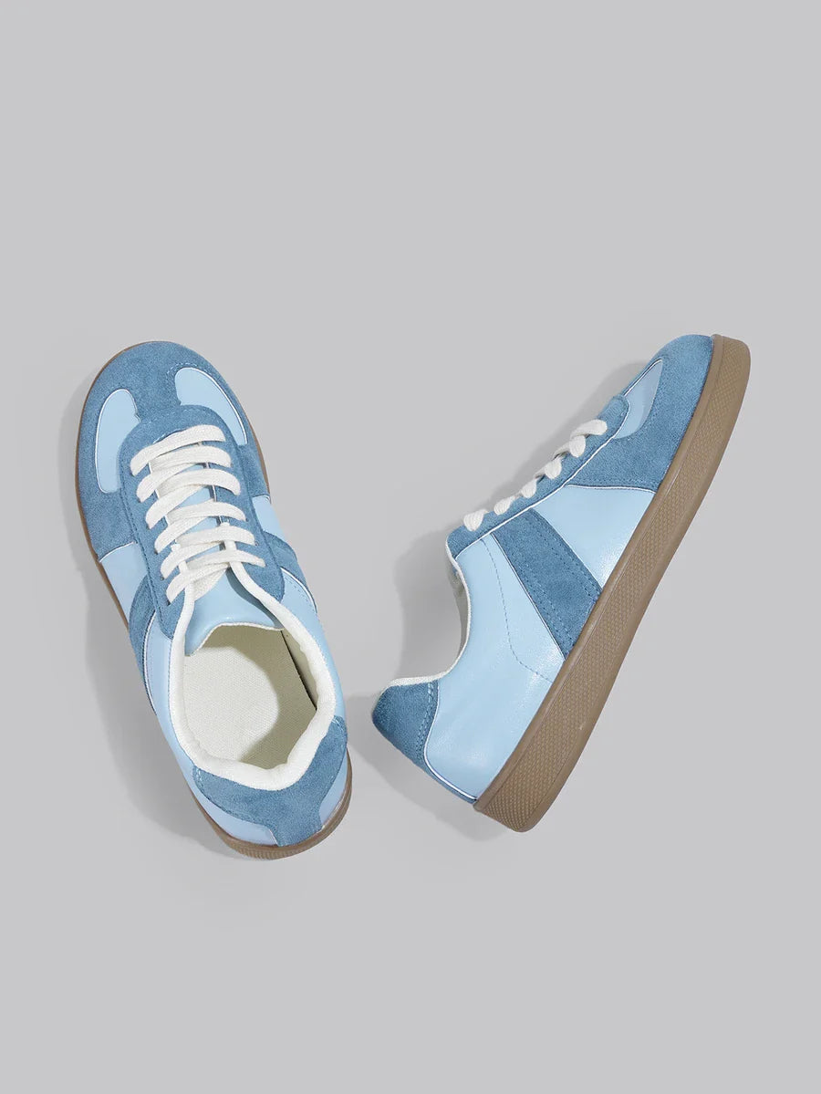 Retro Casual Sneakers
