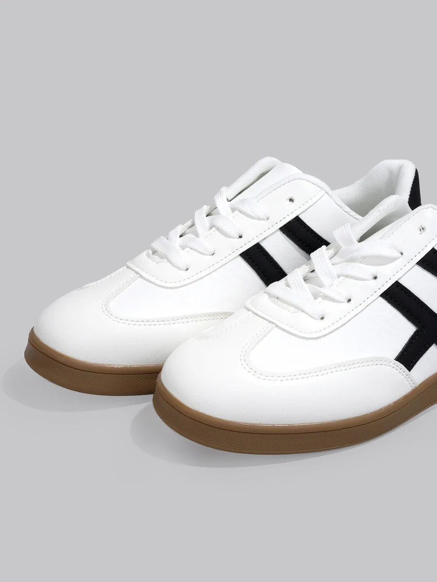 Vintage Casual Sneakers